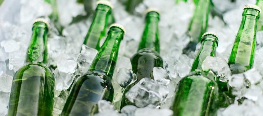 Heineken Brazil, beer bottles, top-down leadership, zero incidents possible, sustainable safety culture, case study, improve workplace safety, safety training programme, case study, occupational safety, SafeStart, SafeStart International, safety habits, workplace safety, occupational safety, improve safety culture, boost safety awareness, reduce human failure, reduce injuries, injury reduction, reduce accident rates, improve company figures, prevent critical errors, implement a positive culture change at your company, promote employee engagement, boost employee commitment, 24/7 safety, safety round the clock, being safe 24/7, safe behavioural patterns, learn safe behaviour, acquire universal safety skills, safety skill for families, safety skills for children, safety skills for everyone, safety training for employees, safety for the whole company, safety training for kids, improve operational efficiency, improve quality, safety-related habits, safety-related behaviour, risk patterns, ensure high performance, critical states, critical decisions, critical errors, how injuries occur, how to prevent injuries, how to prevent accidents